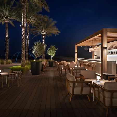 Palace Beach Resort Fujairah Buitenkant foto The Beach