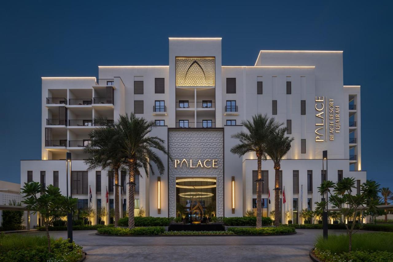 Palace Beach Resort Fujairah Buitenkant foto The Palm Beach Hotel